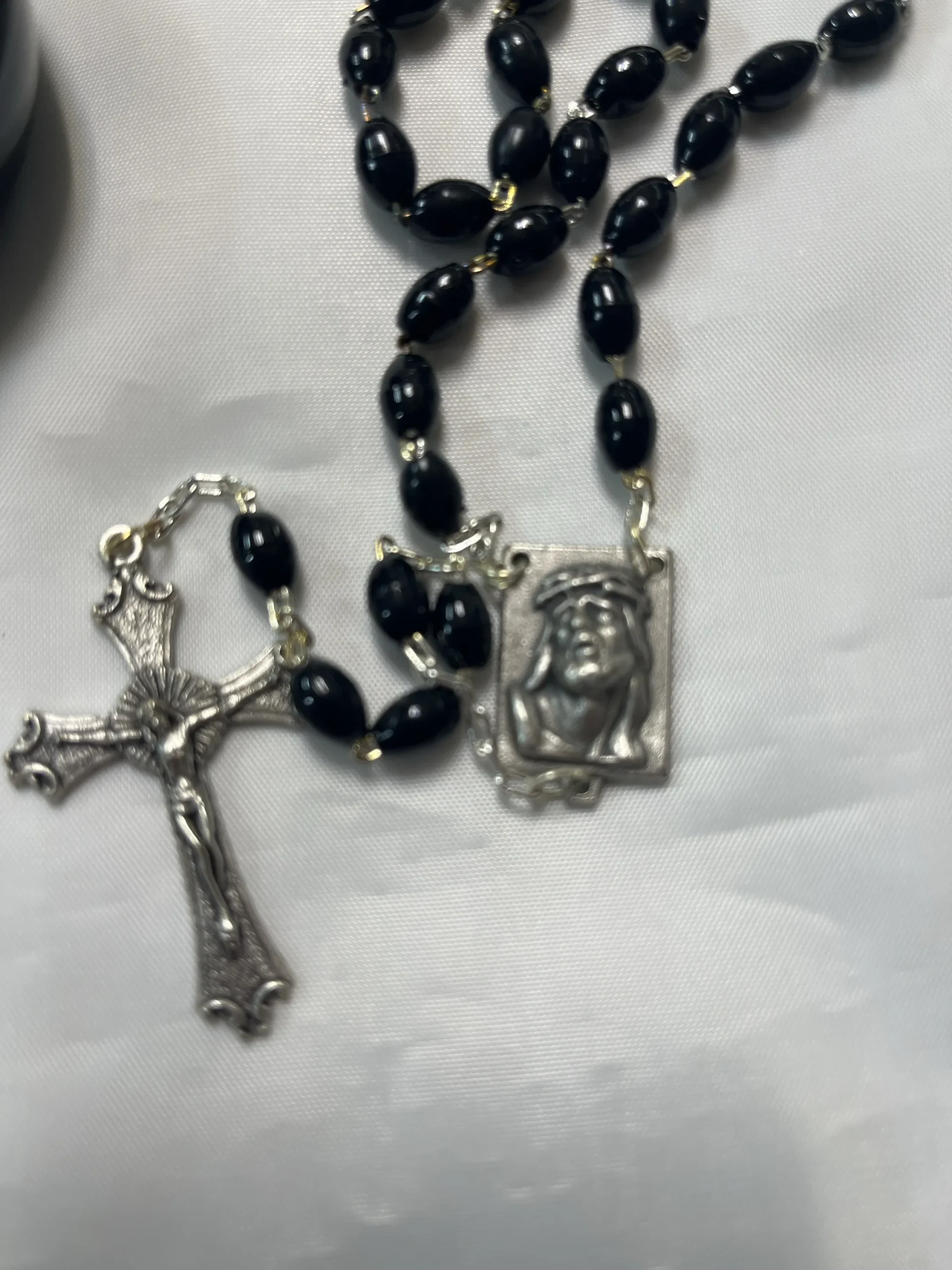 Rosario astuccio tondo